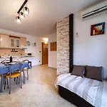 Apartmán For Families With Children - Rab - 20692