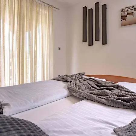 Apartment For Families With Children Lopar, Rab - 20692 *