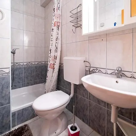 For Families With Children - Rab - 20692 Apartment *