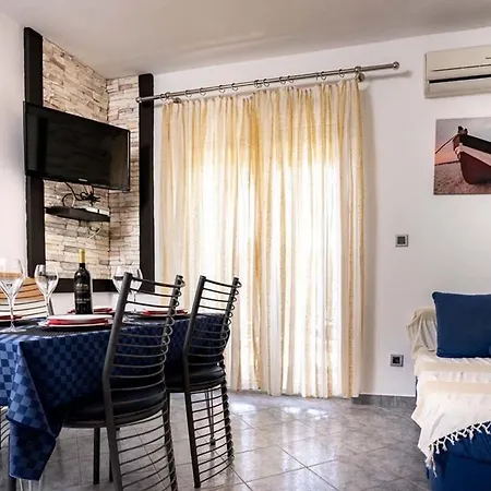 Apartment For Families With Children Lopar, Rab - 20692