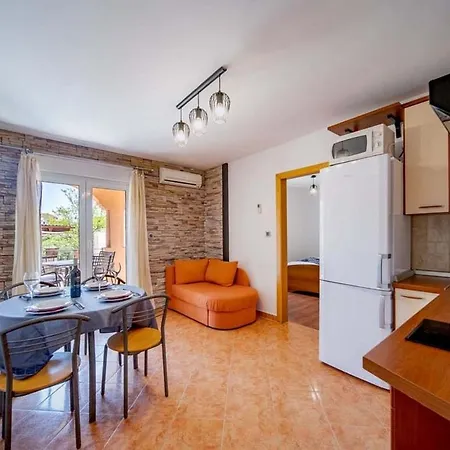 For Families With Children - Rab - 20692 Apartment Lopar