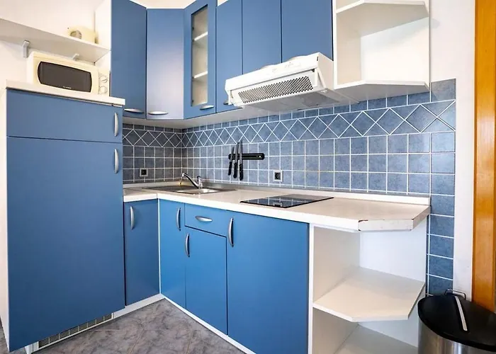 Appartement For Families With Children Lopar, Rab - 20692